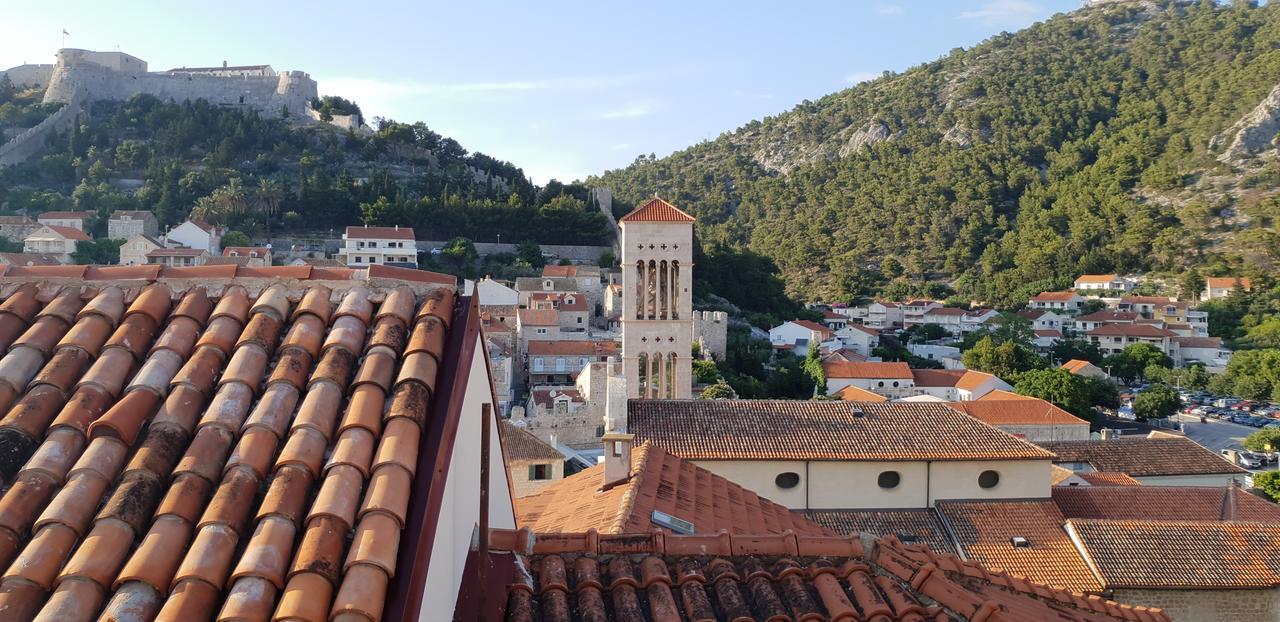 Apartamento Successus Old Town House Hvar Town Exterior foto